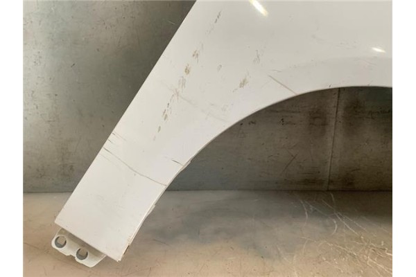 Recambio de aleta delantero derecha para ford focus berlina (cew) 1.0 business referencia OEM IAM 2171302  