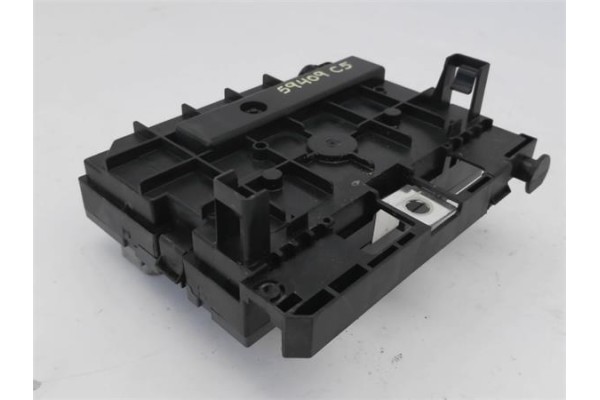 Recambio de caja fusibles/rele para citroen c5 berlina 2.0 audace referencia OEM IAM 9667044980 9807028580 