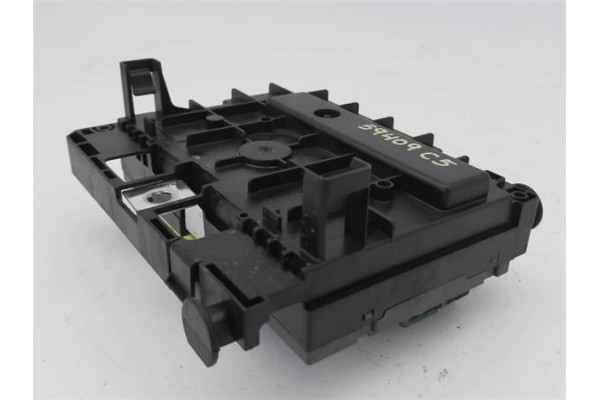 Recambio de caja fusibles/rele para citroen c5 berlina 2.0 audace referencia OEM IAM 9667044980 9807028580 