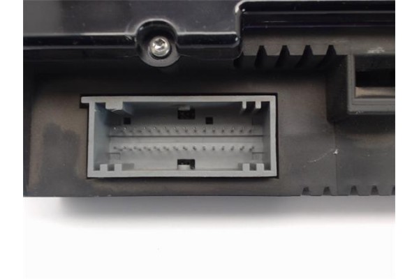 Recambio de cuadro completo para renault scenic ii (jm) referencia OEM IAM P8200365609C 216771264/NS0161251T 