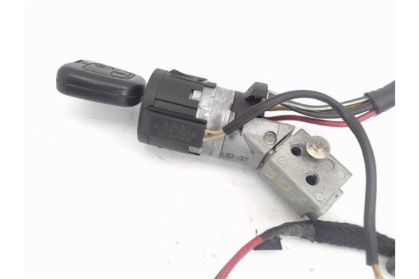 Recambio de clausor para peugeot 307 (s1) referencia OEM IAM 9648445180  