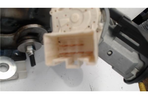 Recambio de columna direccion para toyota yaris (ksp9/scp9/nlp9) 1.3 vvt-i referencia OEM IAM 452000D100  