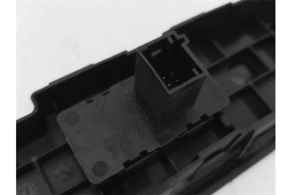 Recambio de mando elevalunas delantero derecho para citroen c5 berlina 2.0 audace referencia OEM IAM 96565184XT 53269801 