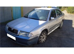 skoda octavia berlina (1u2) del año 2001