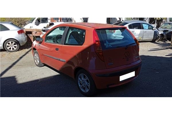 fiat ii punto (188) berlina del año 2001