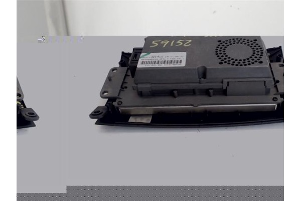 Recambio de pantalla navegador para peugeot 407 2.0 hdi 135 referencia OEM IAM 9663321480  