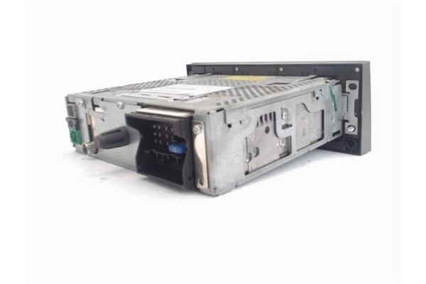 Recambio de radio / cd para peugeot 407 2.0 hdi 135 referencia OEM IAM 96632912YW  
