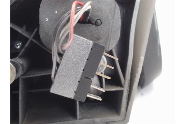 Recambio de retrovisor electrico derecho para mercedes-benz clase a (bm 168) referencia OEM IAM   