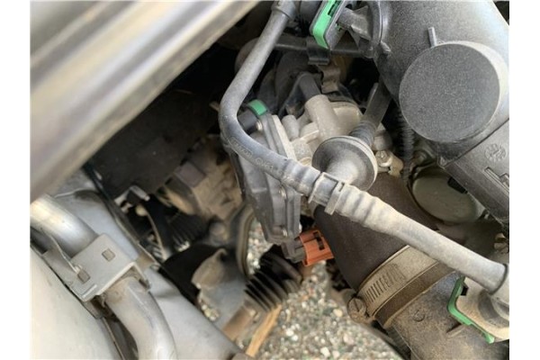 Recambio de caja mariposa aire para ford focus berlina (cew) 1.0 business referencia OEM IAM 2168321  