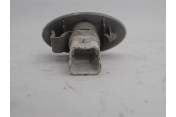 Recambio de piloto intermitente lat. delantero izquierdo para citroen c3 1.4 hdi referencia OEM IAM WY5W3311  