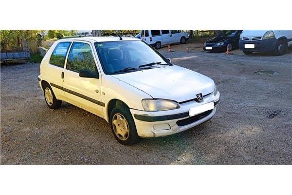 peugeot 106 (s2) del año 2000