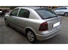 opel astra g berlina del año 2002