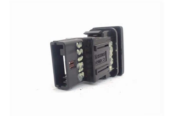Recambio de conjunto interruptores para mazda 3 sedán (bk) 1.6 di turbo referencia OEM IAM 15C032  