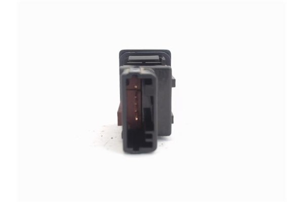 Recambio de conjunto interruptores para mazda 3 sedán (bk) 1.6 di turbo referencia OEM IAM 15C032  