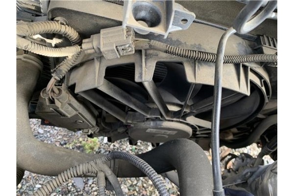 Recambio de electroventilador para ford focus berlina (cew) 1.0 business referencia OEM IAM CV618C607VB C9G4A 