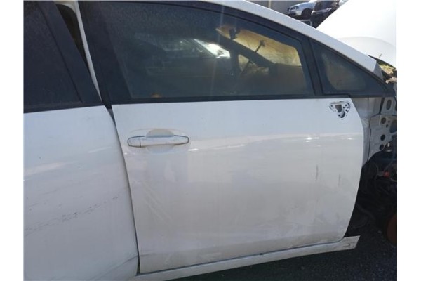 Recambio de puerta delantero derecha para toyota verso (aur2/zgr2) 2.0 d-4d referencia OEM IAM 670010F020  