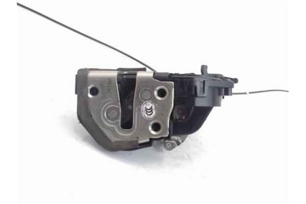 Recambio de cierre electromagnetico trasero izquierdo para toyota prius (nhw20) híbrido basis referencia OEM IAM   