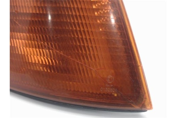 Recambio de intermitente delantero dcho para audi 100 (431/433/435) referencia OEM IAM 137984  