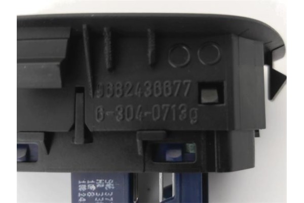 Recambio de mando multifuncion para citroen c5 berlina 2.0 audace referencia OEM IAM 9682436677  
