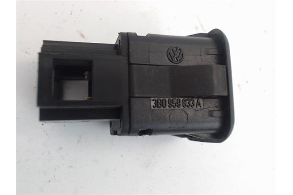 Recambio de conjunto interruptores para seat leon (1m1) 1.9 tdi referencia OEM IAM 3B0959833A  