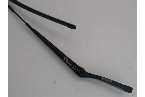 Recambio de brazo limpiaparabrisas delantero derecho para volkswagen passat berlina (3c2) 2.0 tdi 16v referencia OEM IAM 3C19554