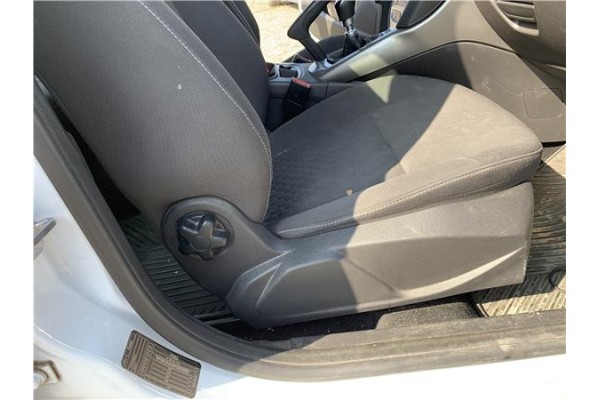 Recambio de juego asientos para ford focus berlina (cew) 1.0 business referencia OEM IAM 1931004  