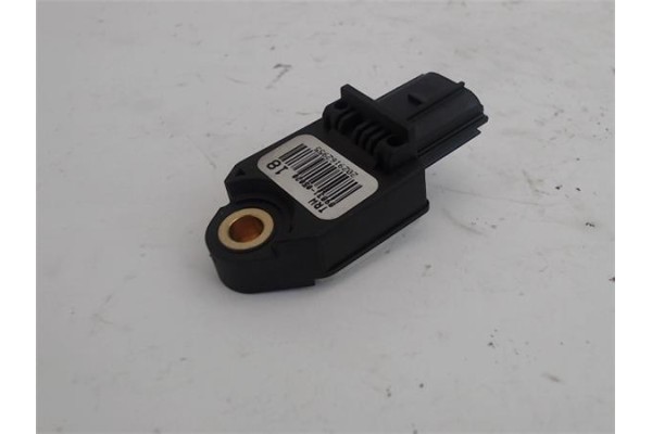 Recambio de sensor impacto para toyota verso (aur2/zgr2) 2.0 d-4d referencia OEM IAM 8983105020  