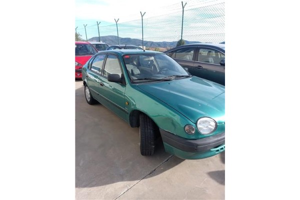 toyota corolla (e11) del año 1998