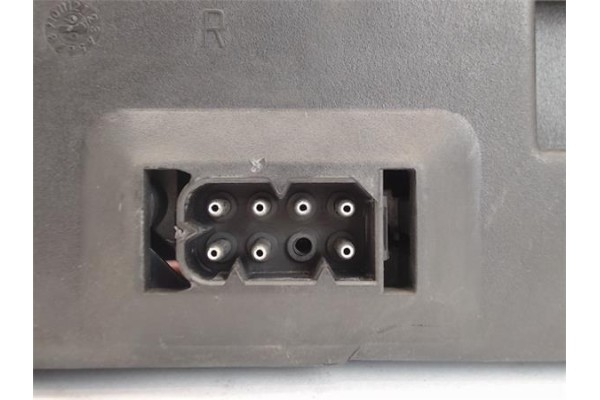 Recambio de piloto trasero derecho para bmw serie 5 berlina (e39) referencia OEM IAM 8358032 00724002 