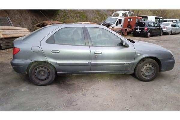 citroen xsara berlina del año 2003