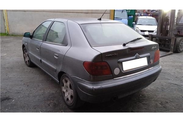 citroen xsara berlina del año 2003