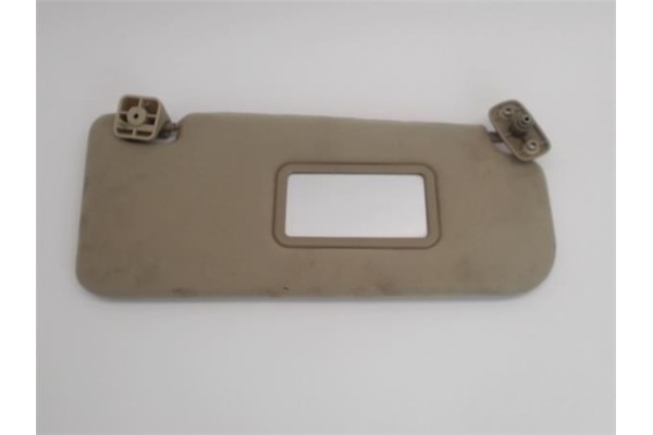 Recambio de parasol derecho para ssangyong rodius 2700 referencia OEM IAM 7614021301EAJ  