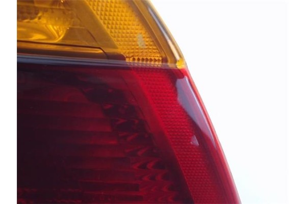 Recambio de piloto trasero derecho para bmw serie 3 berlina (e46) referencia OEM IAM 8364922 230012 