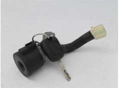 Recambio de llave para toyota aygo (kgb/wnb) 1.0 básico referencia OEM IAM 690570H012  