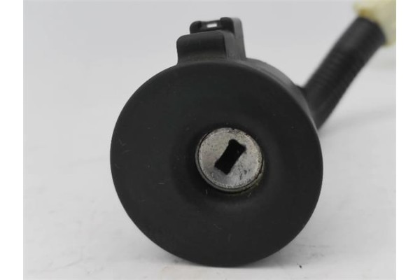 Recambio de llave para toyota aygo (kgb/wnb) 1.0 básico referencia OEM IAM 690570H012  