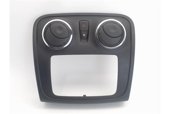 Recambio de embellecedor consola central para dacia sandero i 1.2 16v referencia OEM IAM 682608729r  