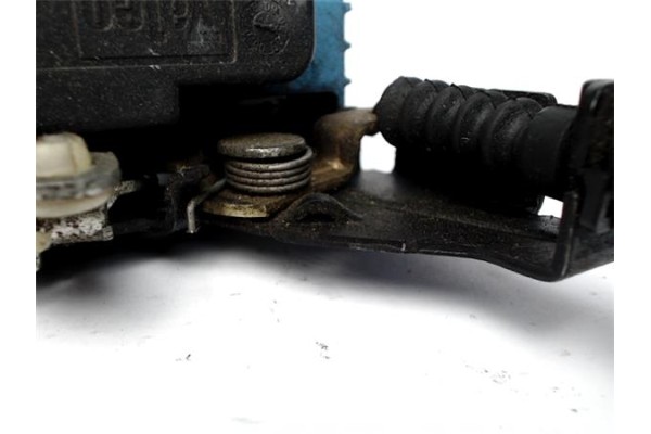 Recambio de cierre electromagnetico delantero izquierdo para volvo s60 berlina 2.4 referencia OEM IAM 30699746  