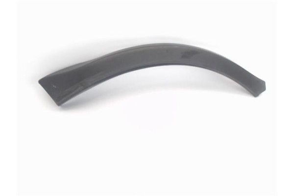 Recambio de guarnecido pase rueda izquierda para land rover range rover sport 2.7 v6 td s referencia OEM IAM   