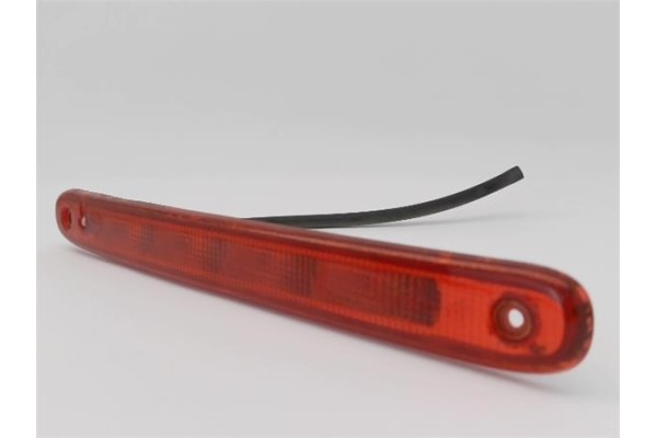 Recambio de luz central de freno para toyota aygo (kgb/wnb) 1.0 básico referencia OEM IAM 815700H010  