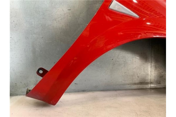 Recambio de aleta delantero derecha para renault megane ii ranchera familiar (km0/1_) 1.9 dci referencia OEM IAM 7701477187 7701