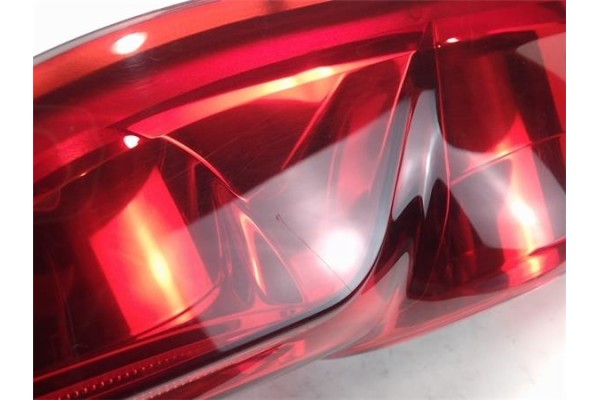 Recambio de piloto trasero izquierdo para opel combo d referencia OEM IAM 00519248460 02058099900010 