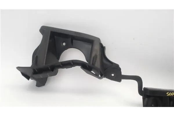 Recambio de soporte izquierdo paragolpes trasero para opel astra j berlina 5p 1.6 excellence referencia OEM IAM 13369087 1160032