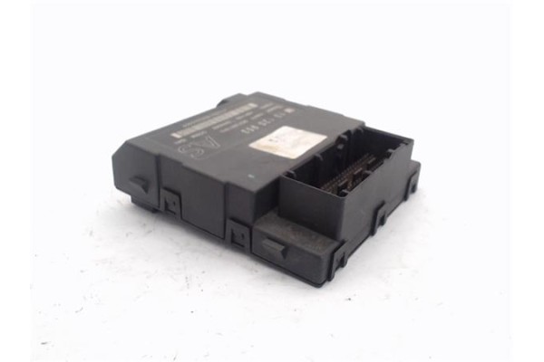 Recambio de centralita para opel vectra c berlina referencia OEM IAM 13120953/SC718671373 A7U321800265509/355476 