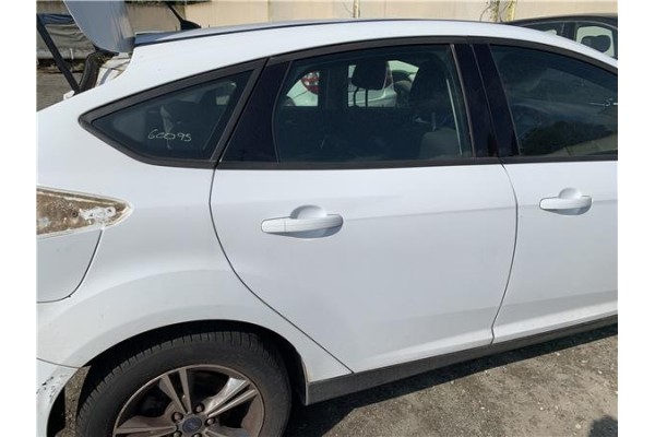 Recambio de puerta trasero derecha para ford focus berlina (cew) 1.0 business referencia OEM IAM 2172759  