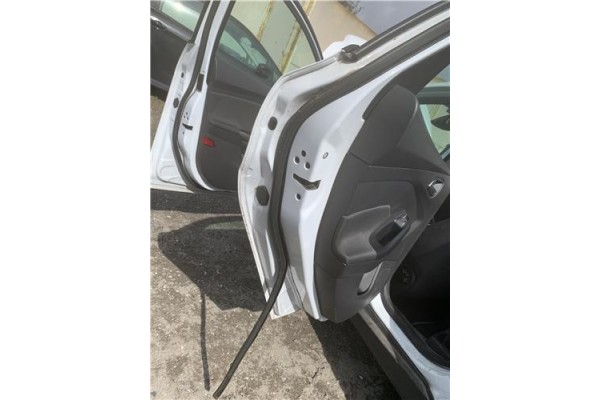 Recambio de puerta trasero izquierda para ford focus berlina (cew) 1.0 business referencia OEM IAM 2172760  