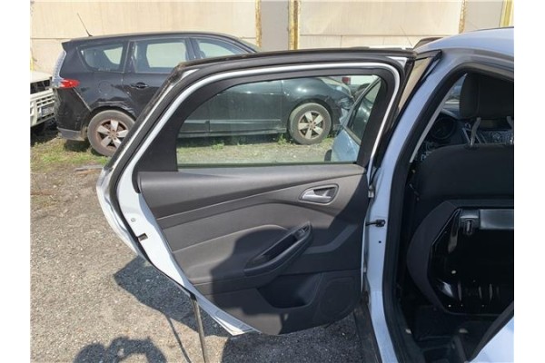 Recambio de puerta trasero izquierda para ford focus berlina (cew) 1.0 business referencia OEM IAM 2172760  