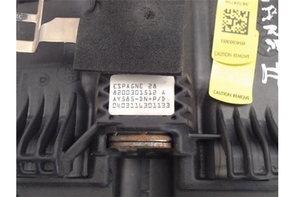 Recambio de airbag volante para renault megane ii grandtour referencia OEM IAM 8200301512A 0403116301133 