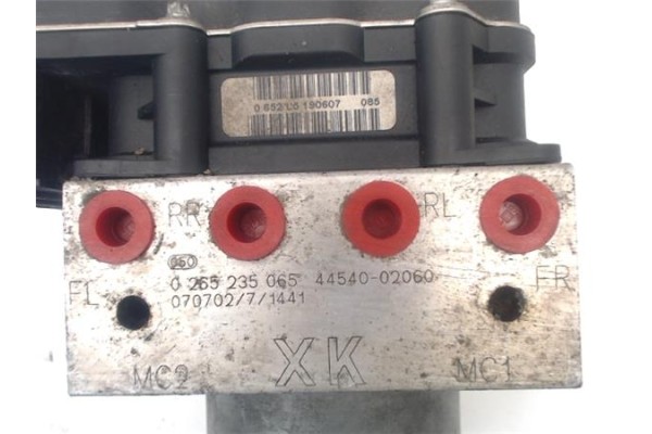 Recambio de nucleo abs para toyota auris (e15) 2.0 d-4d referencia OEM IAM 265950512 4454002060 