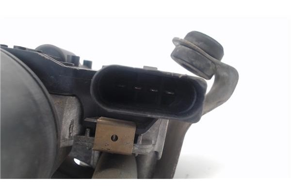 Recambio de motor limpiaparabrisas delantero para seat altea xl (5p5) 2.0 tdi referencia OEM IAM 3397020646  