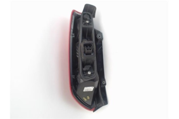 Recambio de piloto trasero derecho para fiat punto / grande punto (199) 1.2 referencia OEM IAM 517015900  